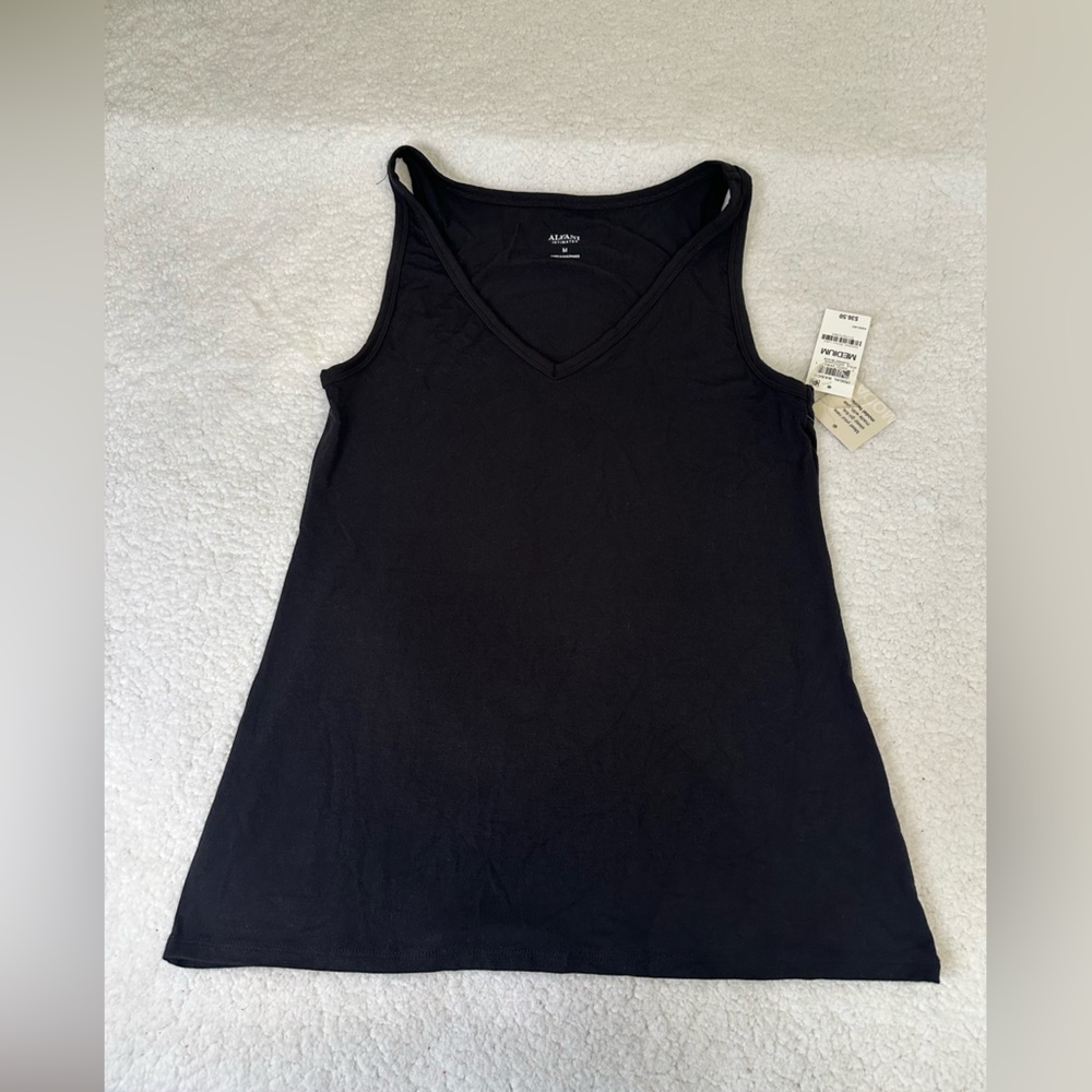 Alfani black v-neck lounge tank